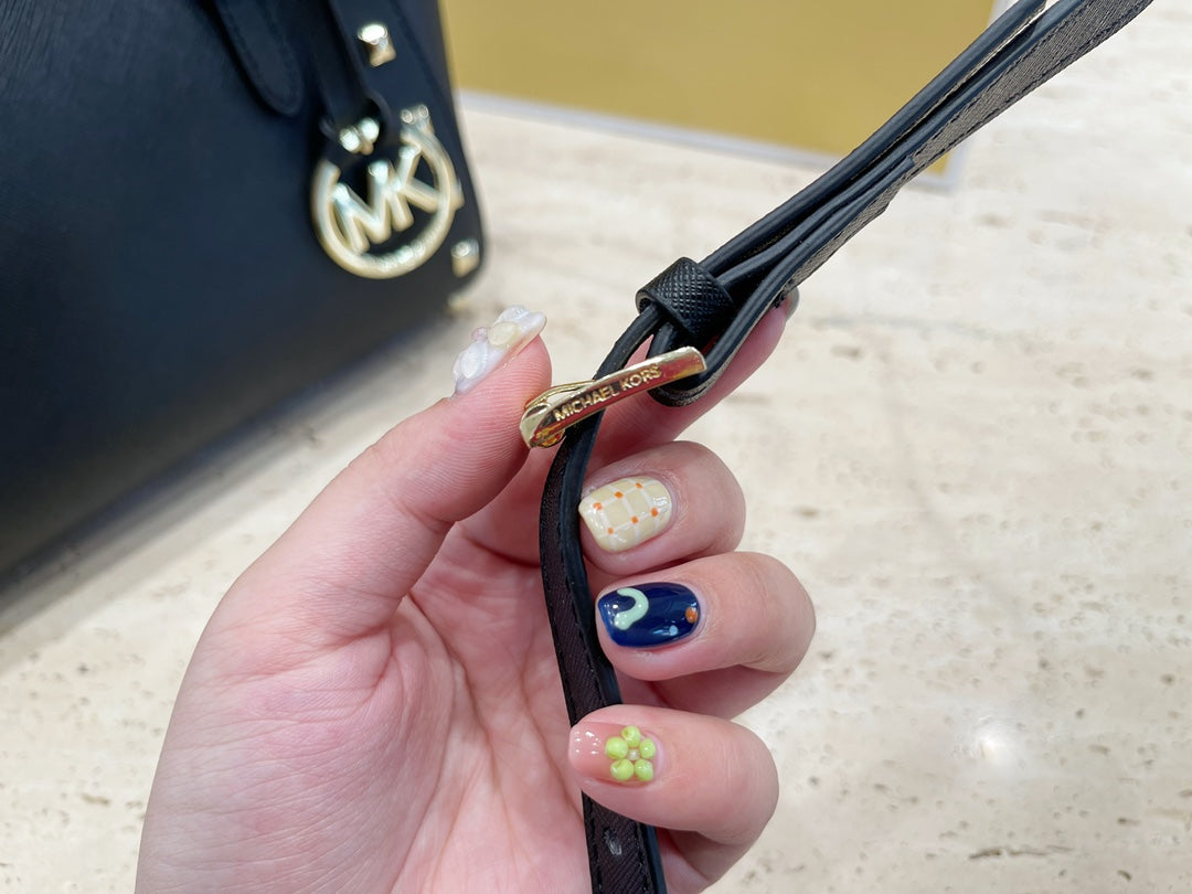 MK-BAG383