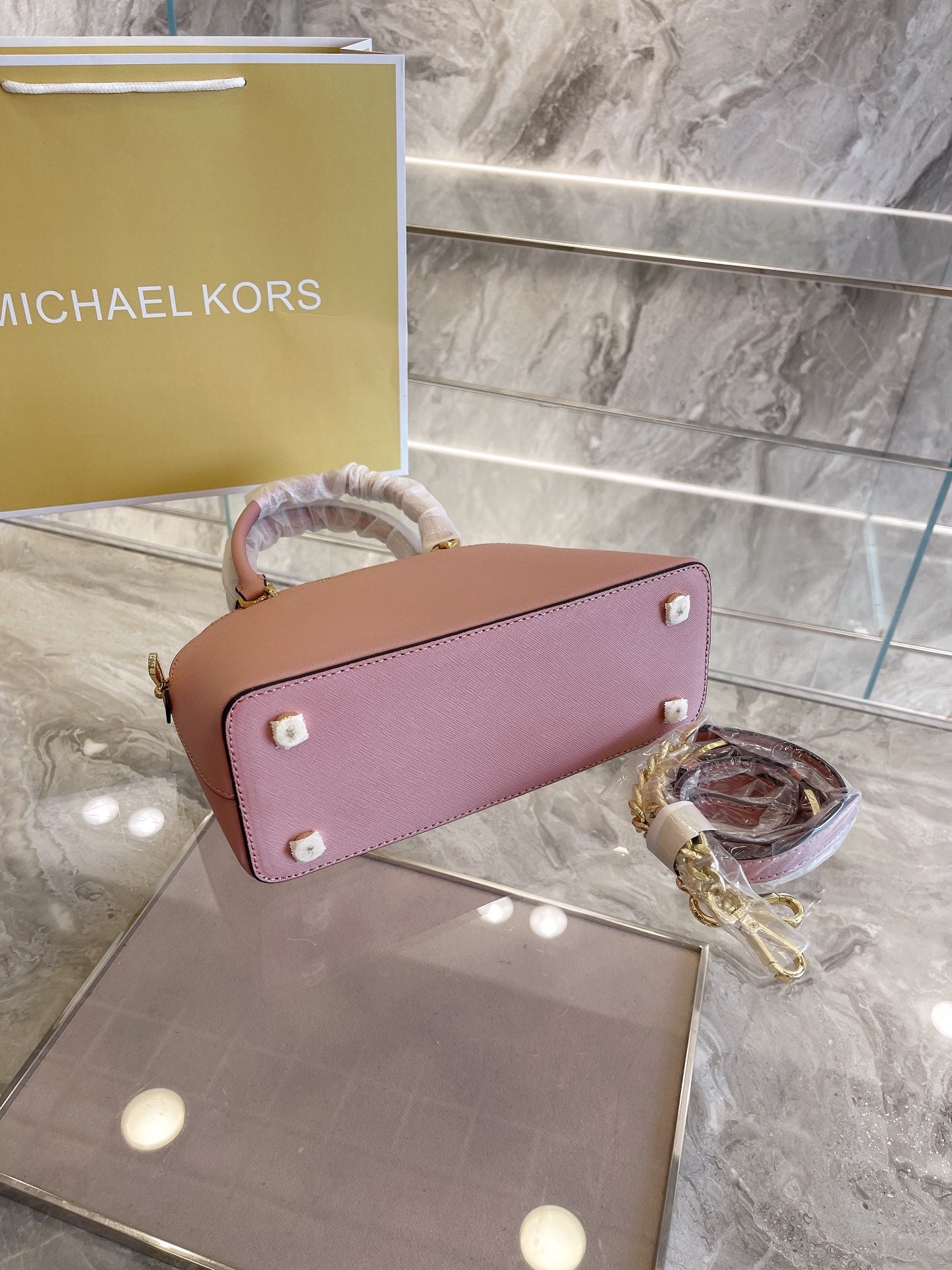 MK-BAG379