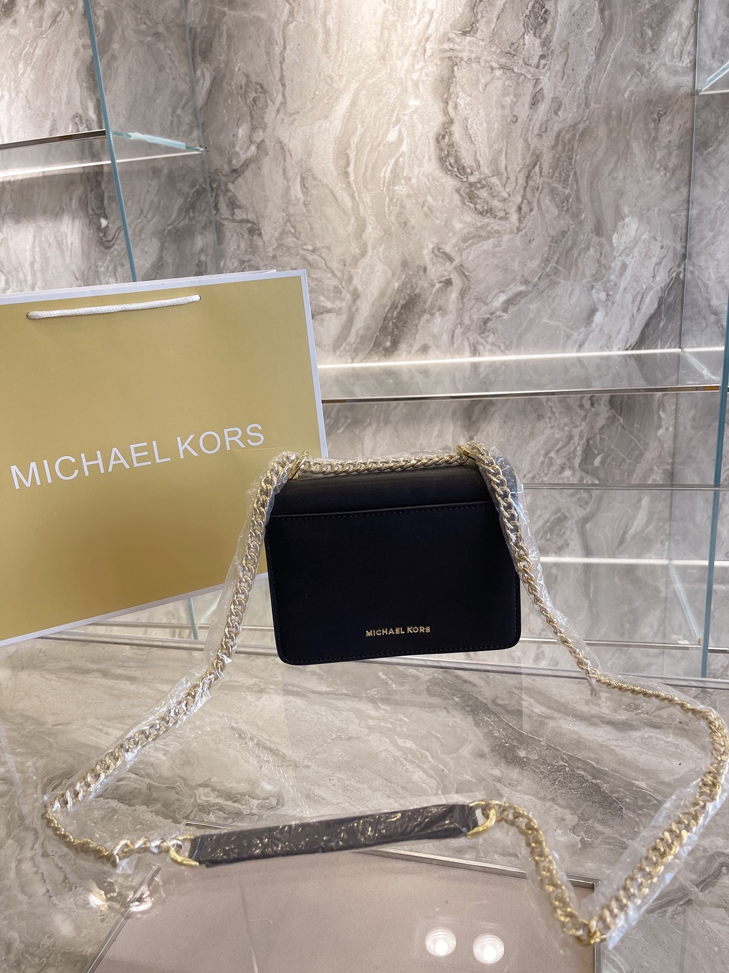 MK-BAG380