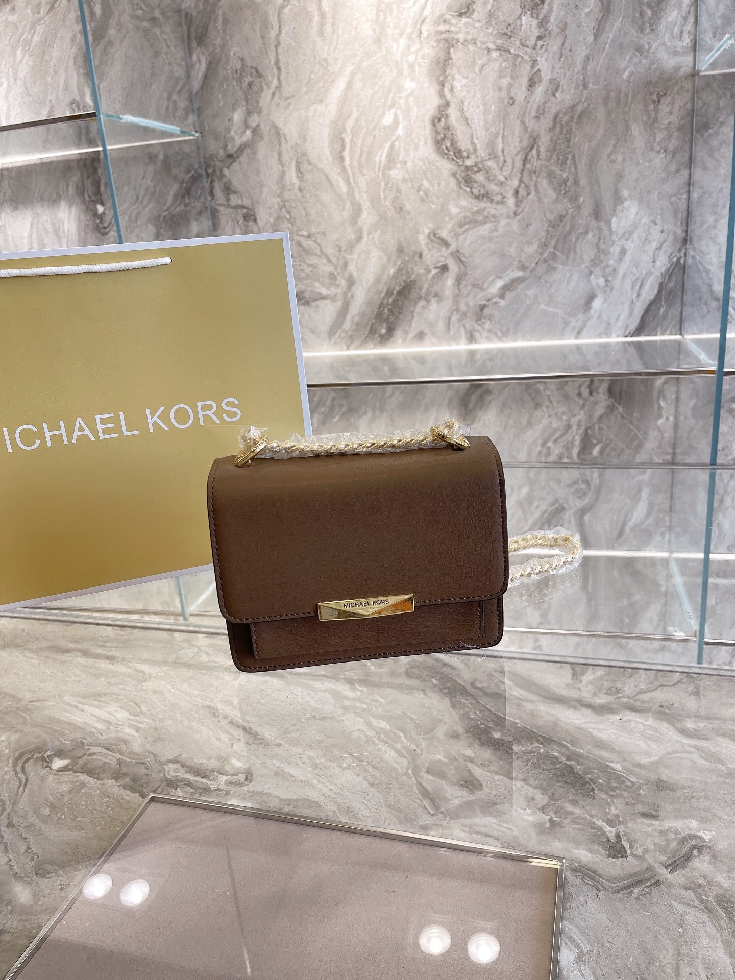 MK-BAG381