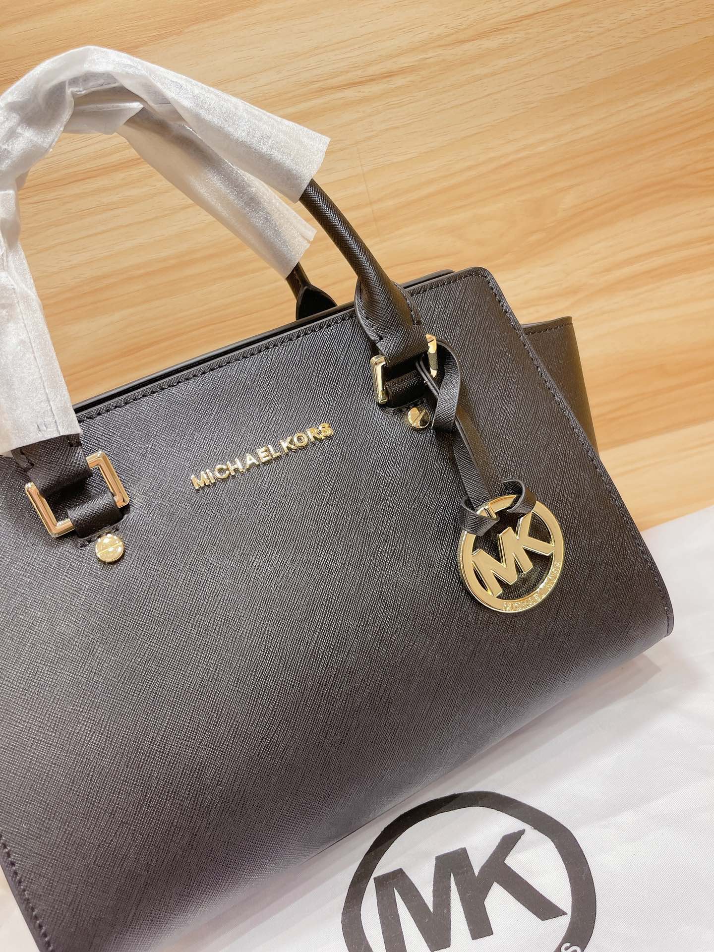 MK-BAG375