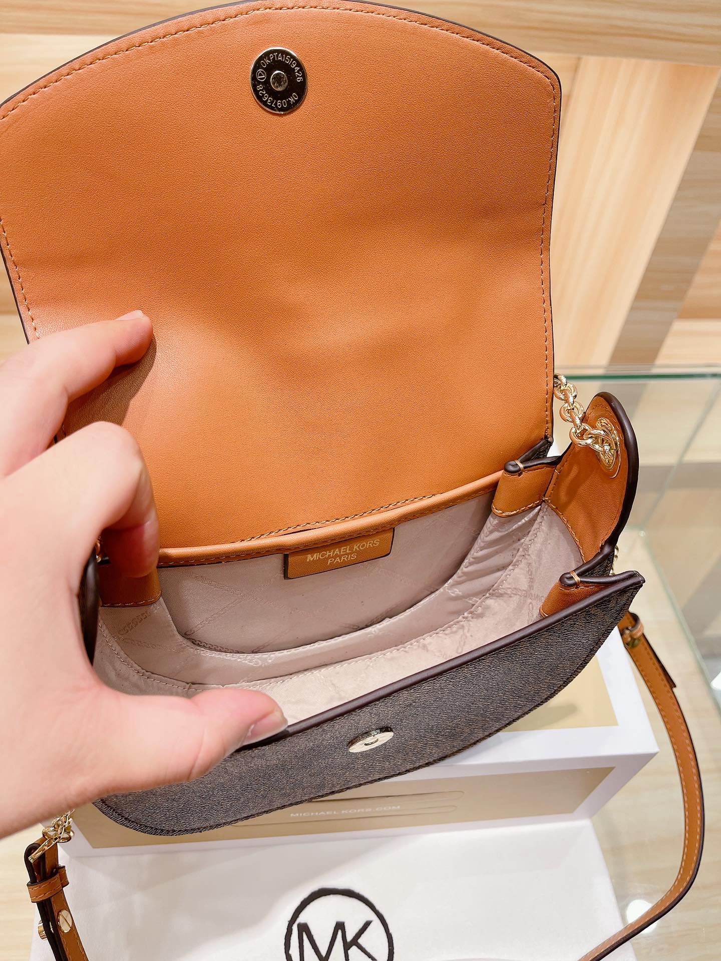 MK-BAG372