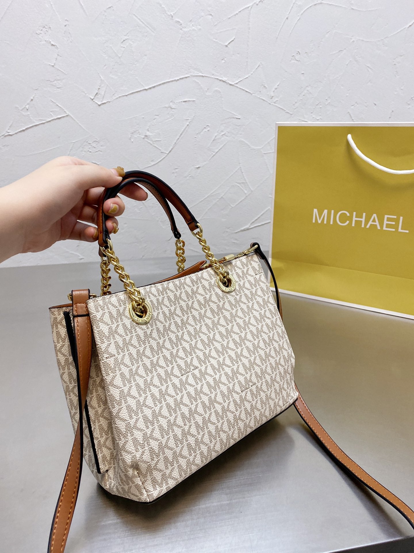 MK-BAG370