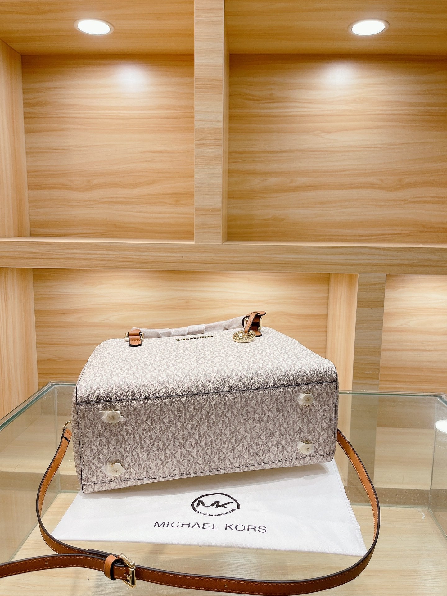 MK-BAG360