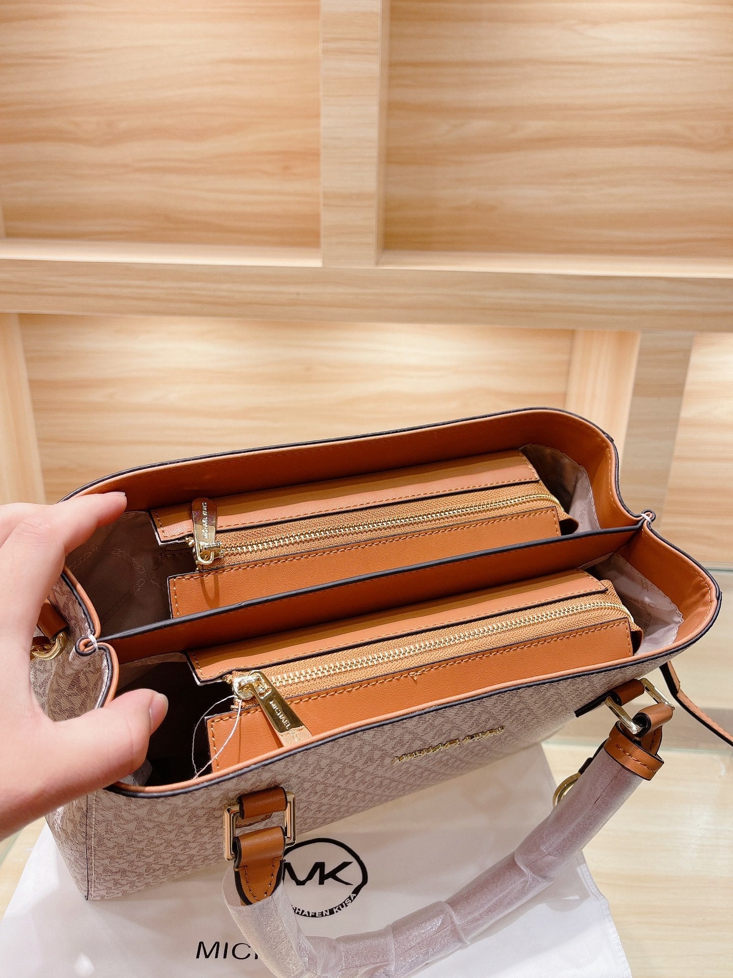 MK-BAG360