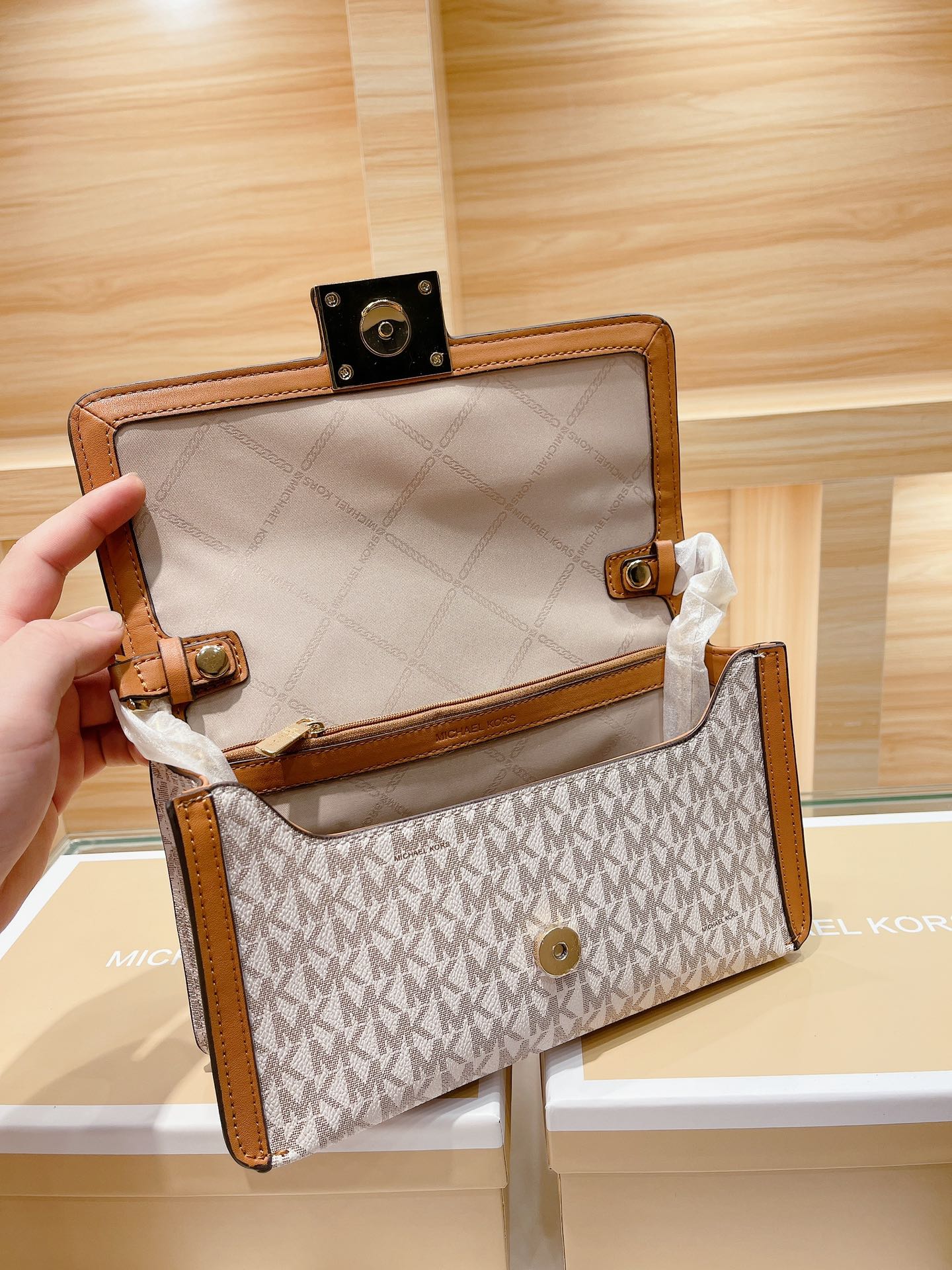 MK-BAG362