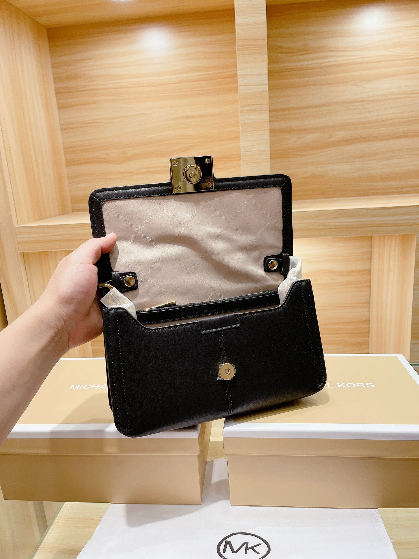 MK-BAG357