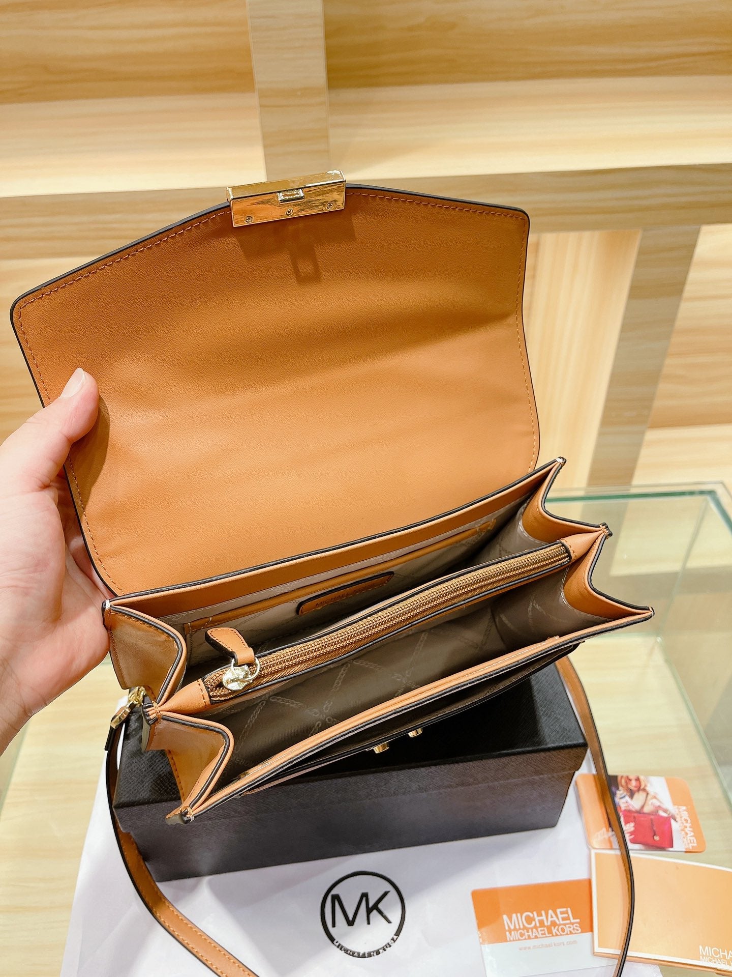 MK-BAG350