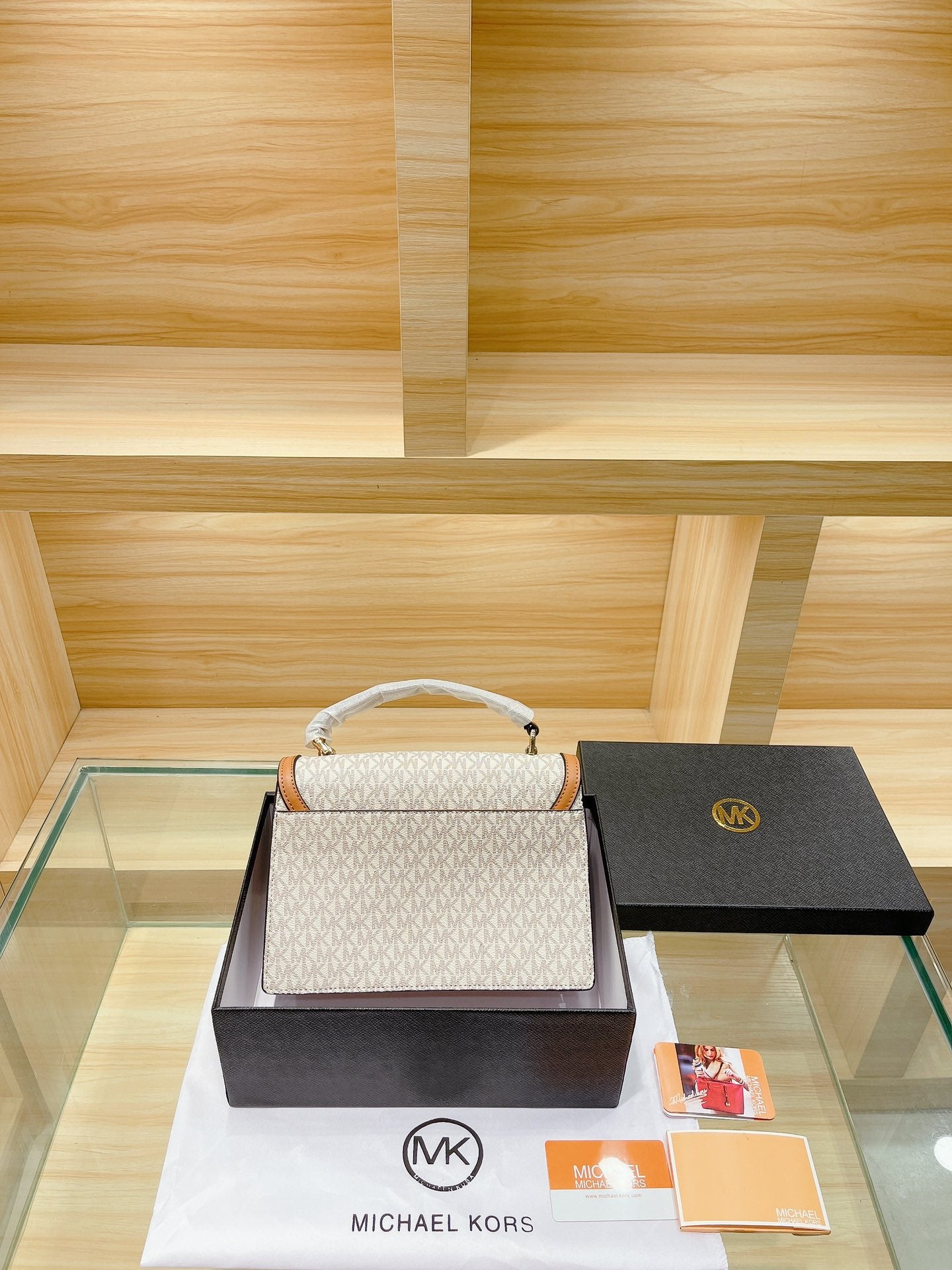 MK-BAG350