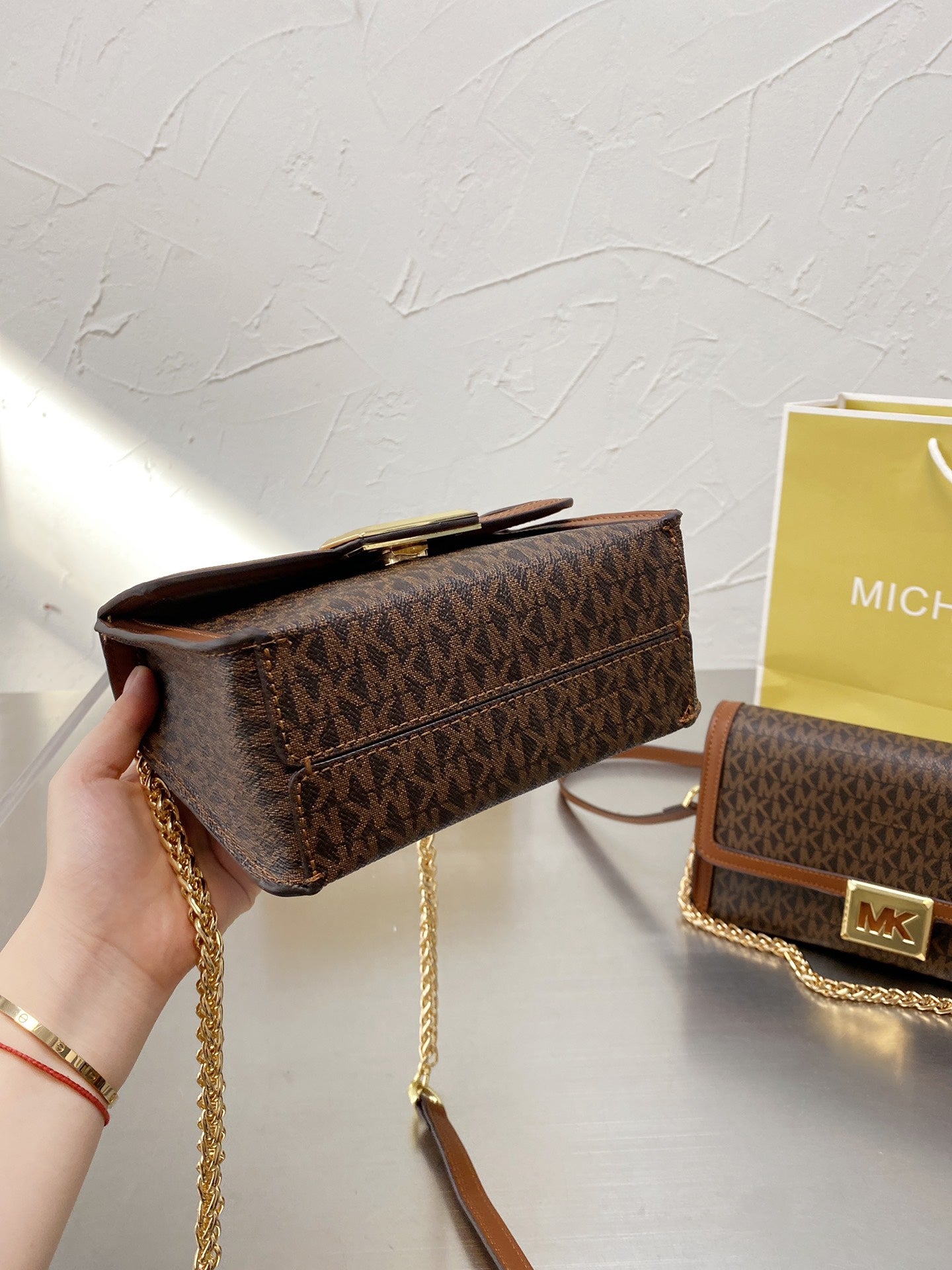 MK-BAG335