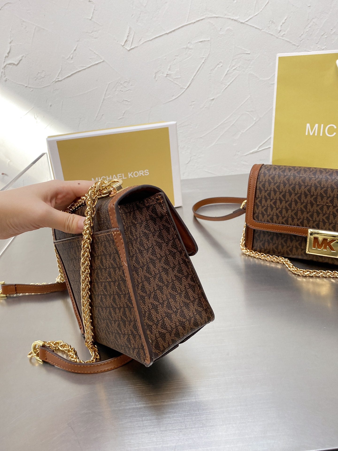 MK-BAG335