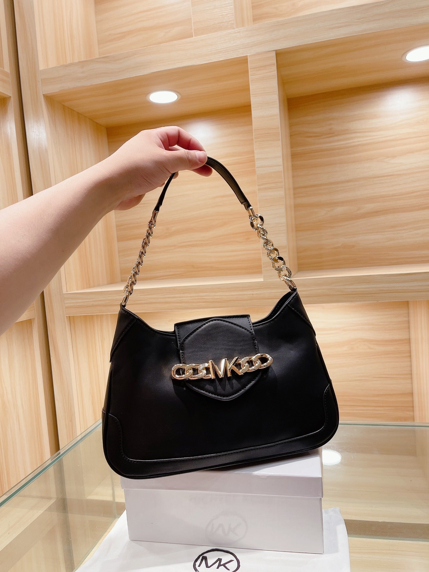 MK-BAG329