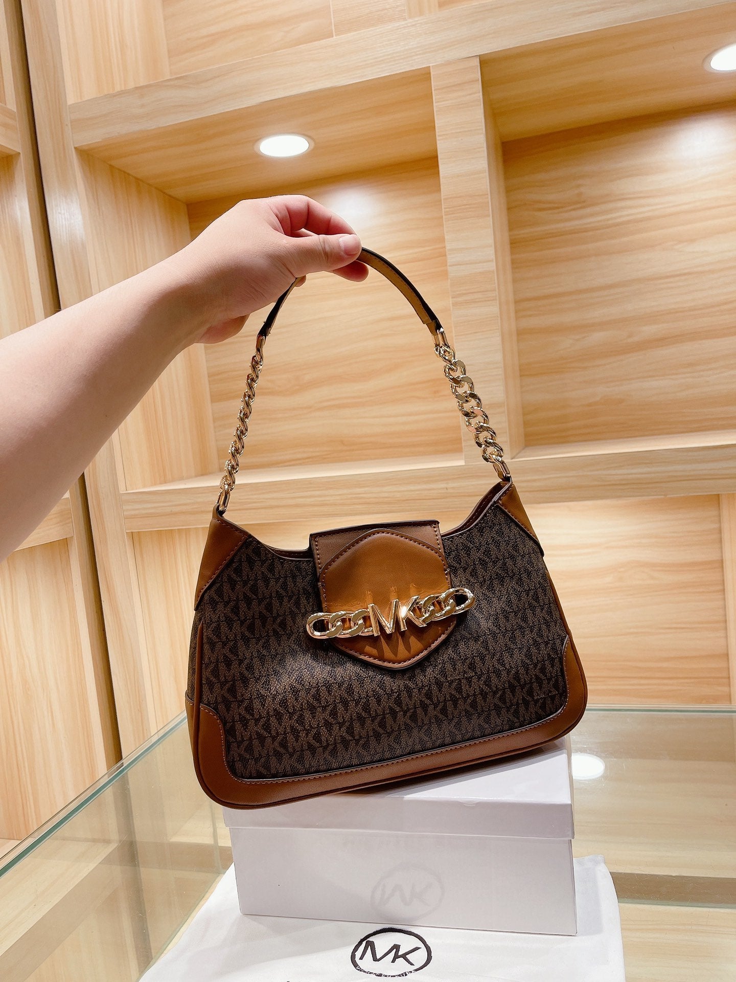 MK-BAG329