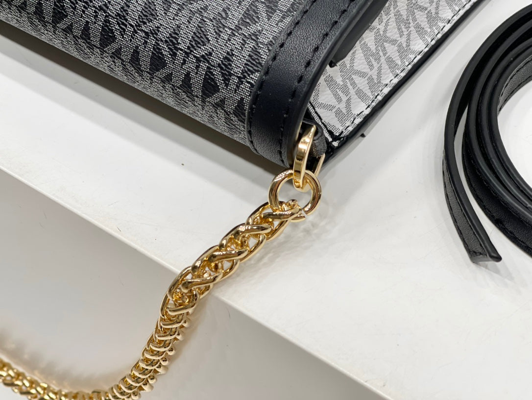 MK-BAG302