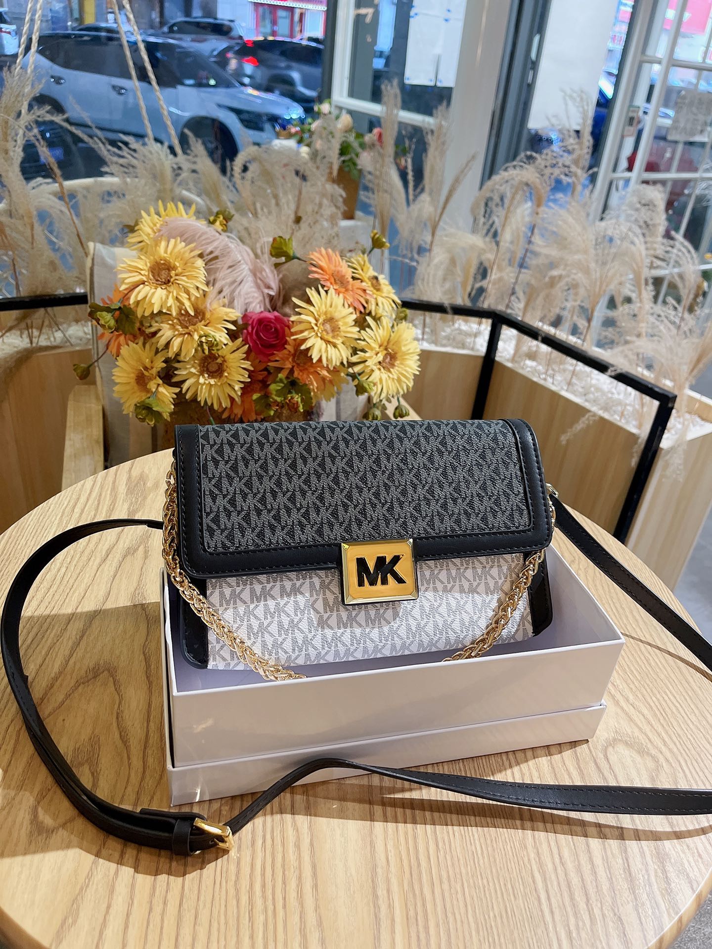 MK-BAG272