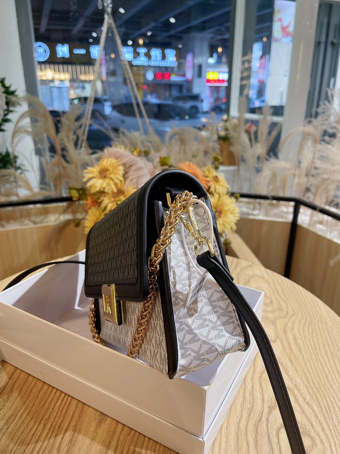 MK-BAG272
