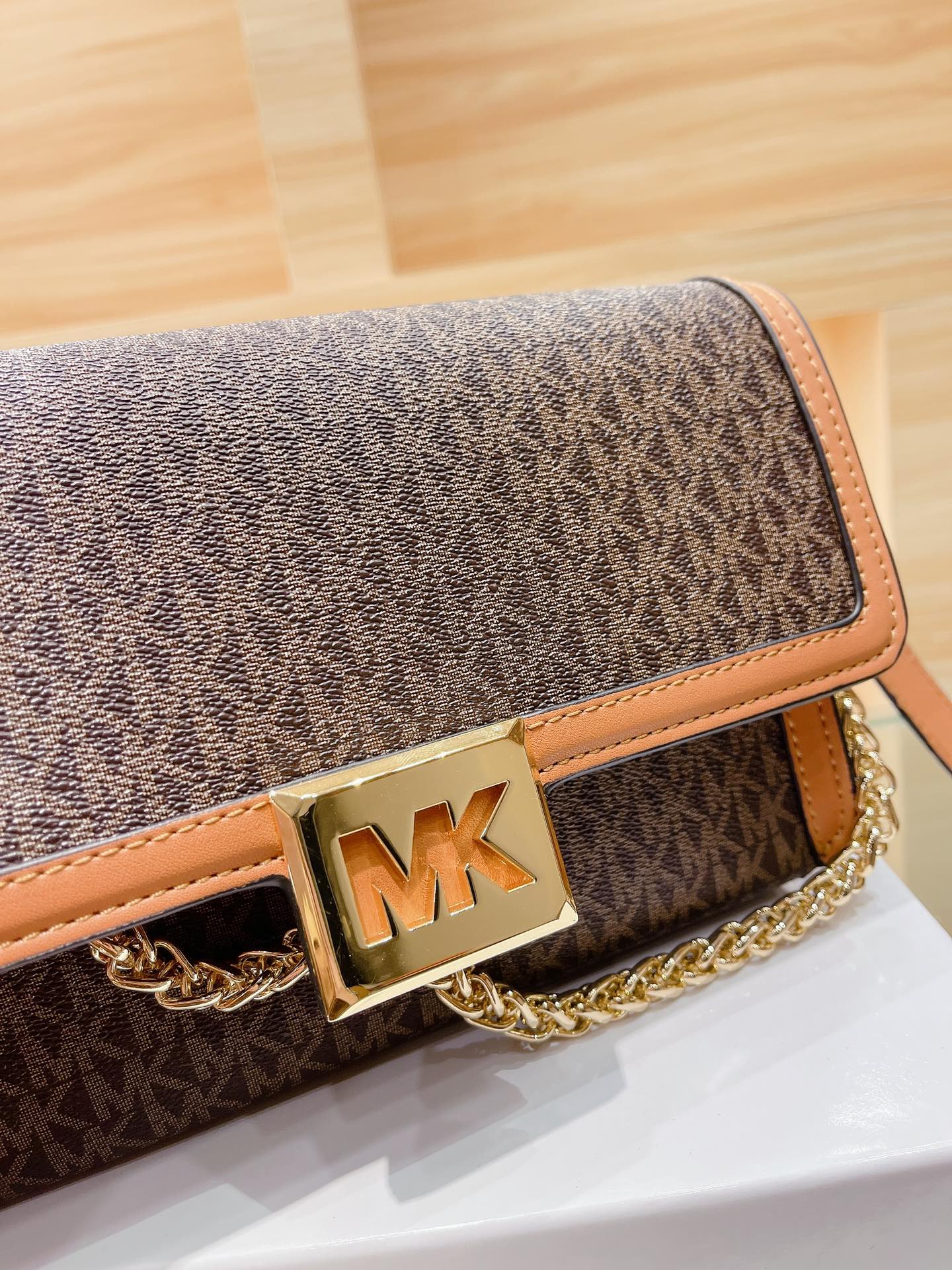 MK-BAG255
