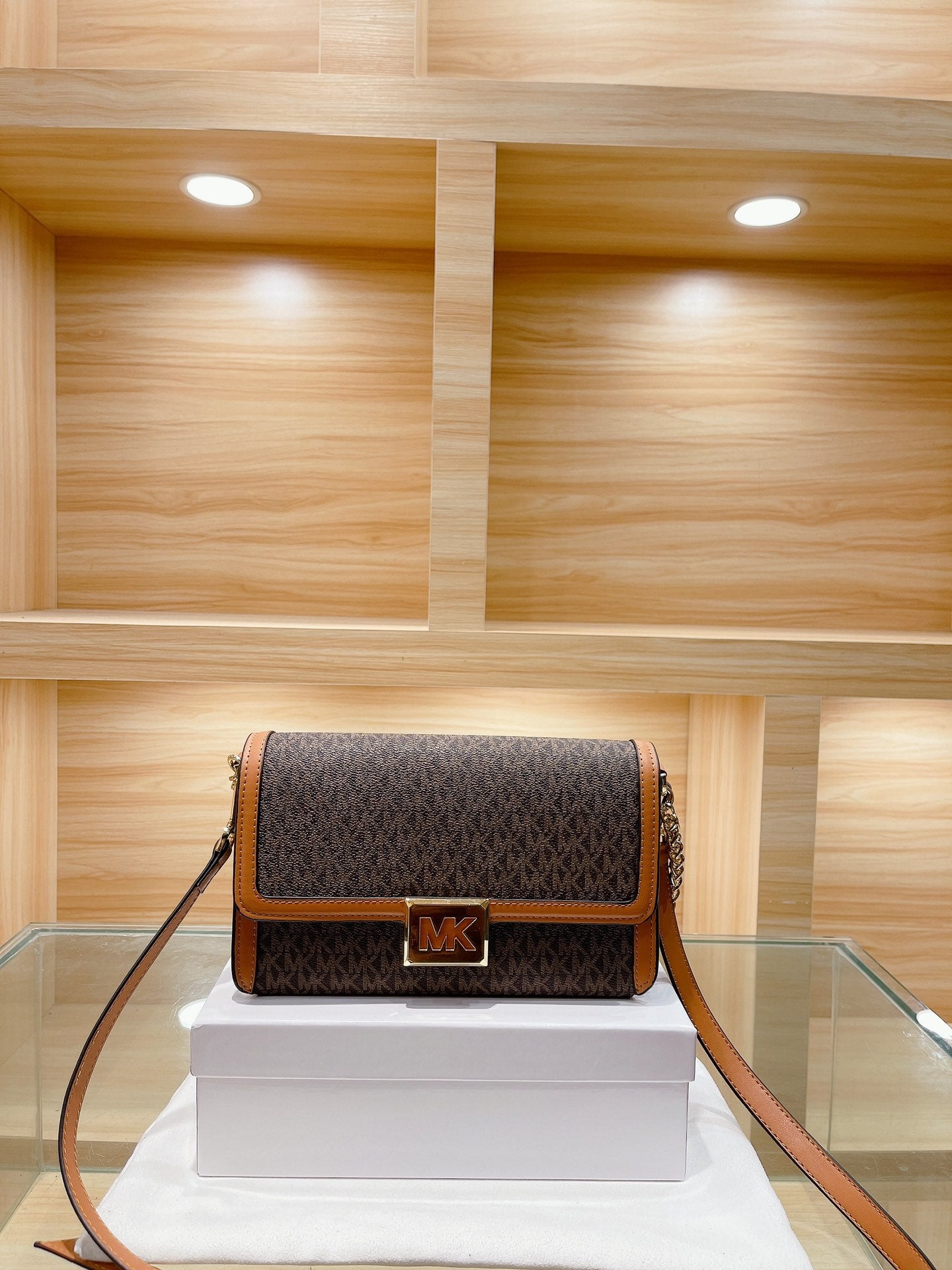MK-BAG255
