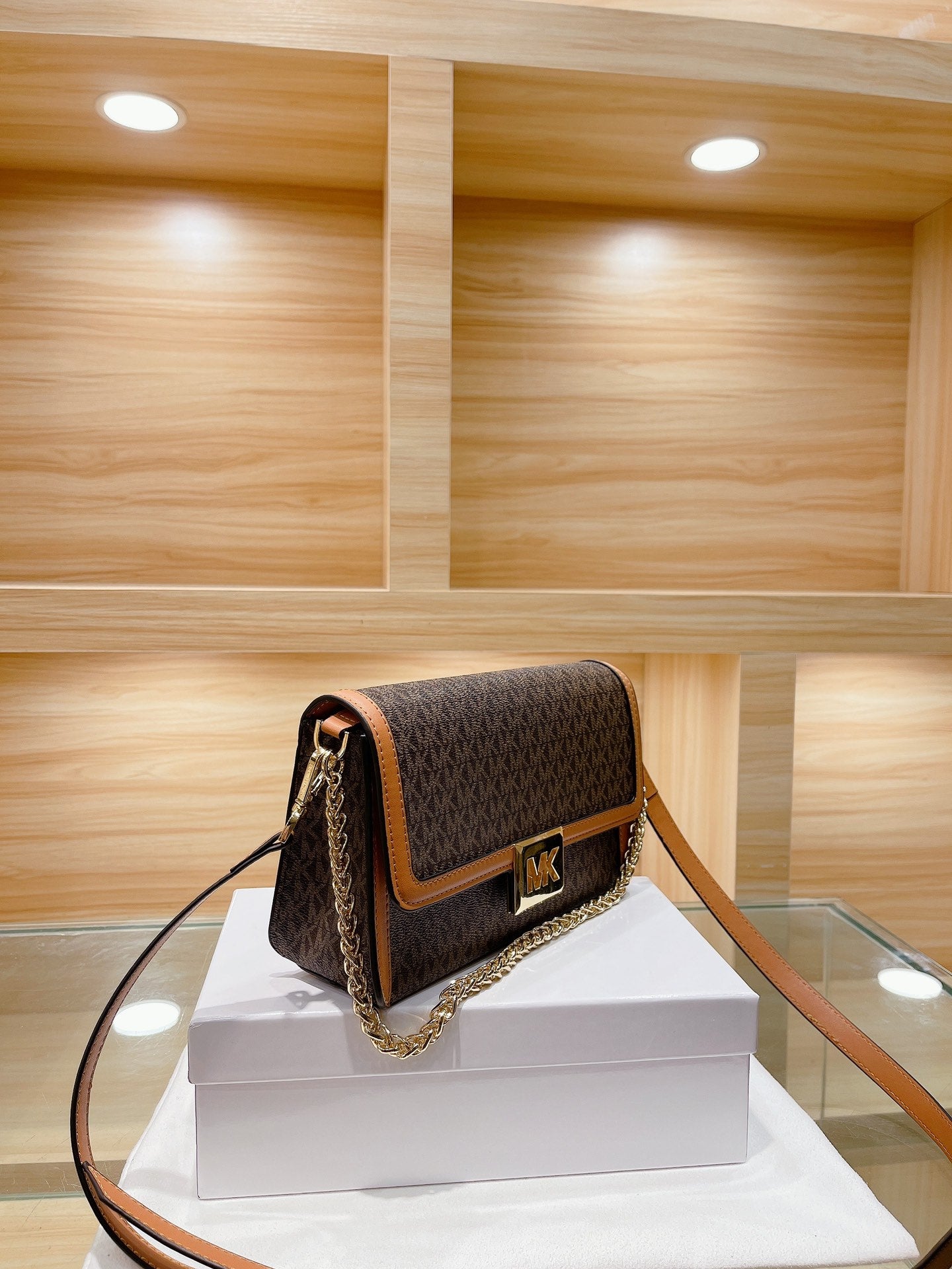 MK-BAG255