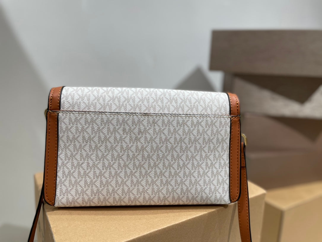 MK-BAG243