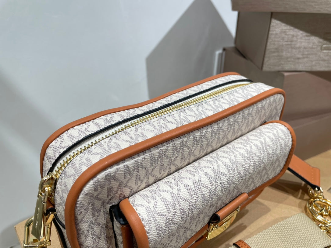 MK-BAG240