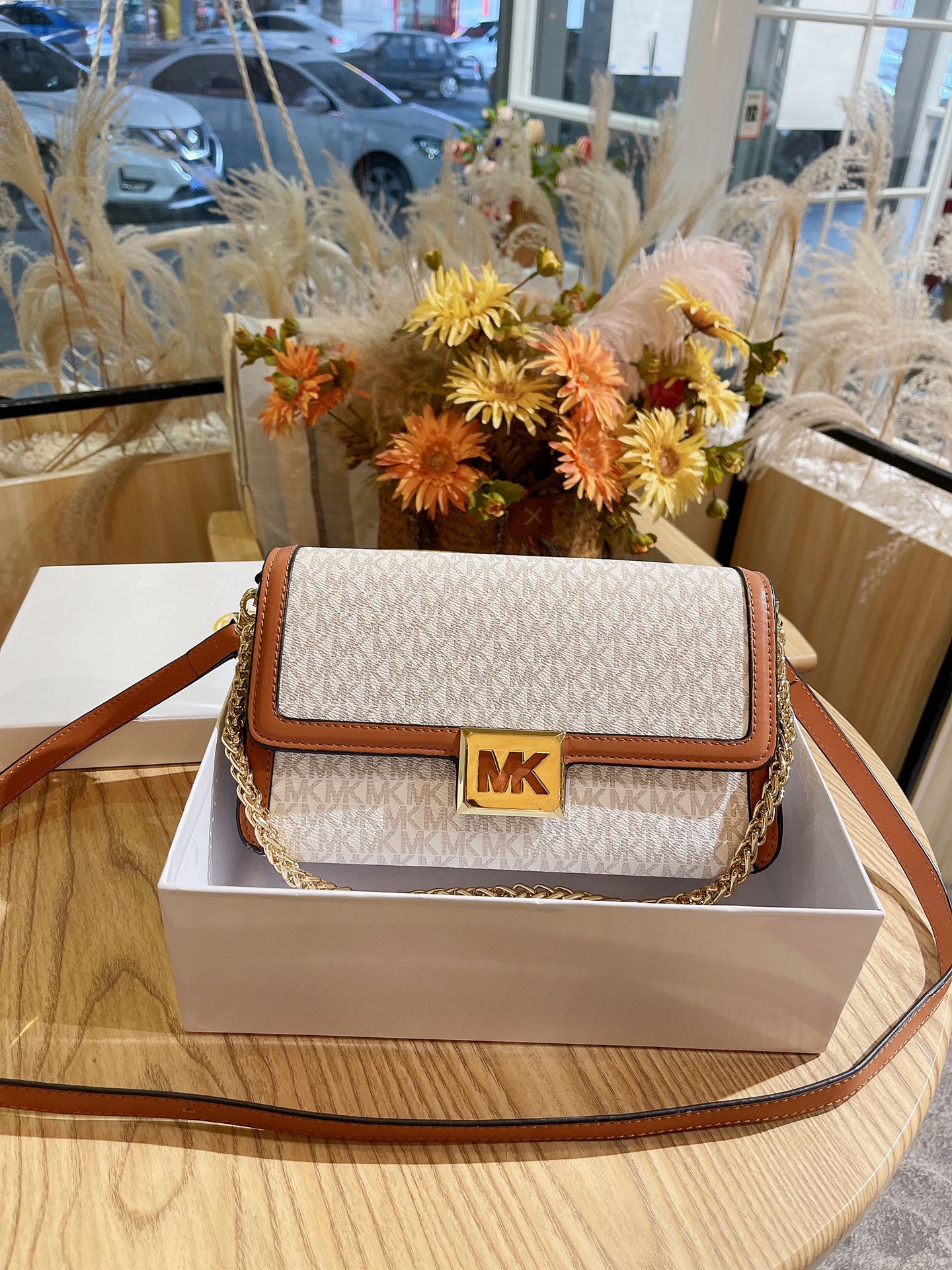 MK-BAG222