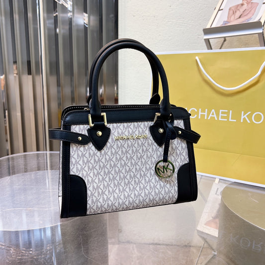 MK-BAG216