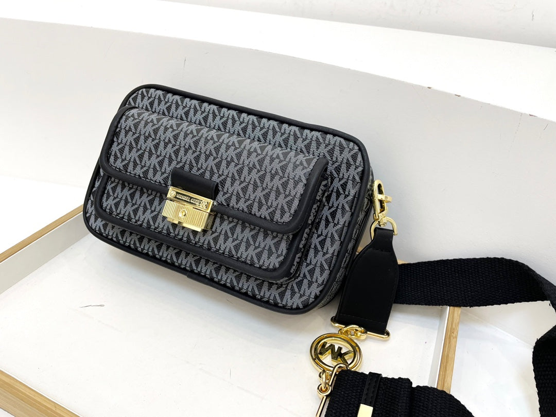 MK-BAG207