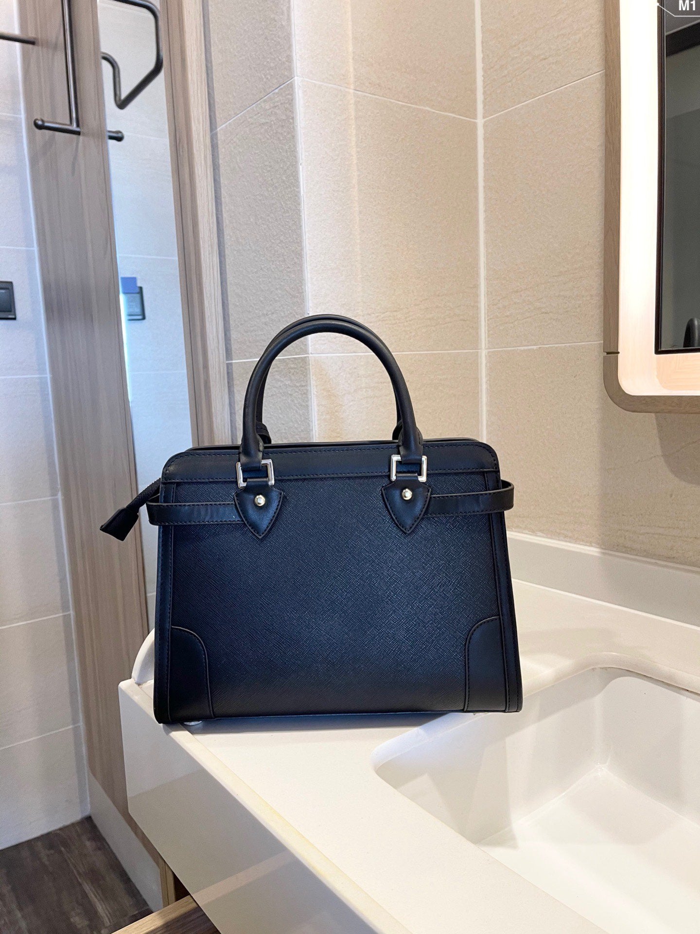 MK-BAG188