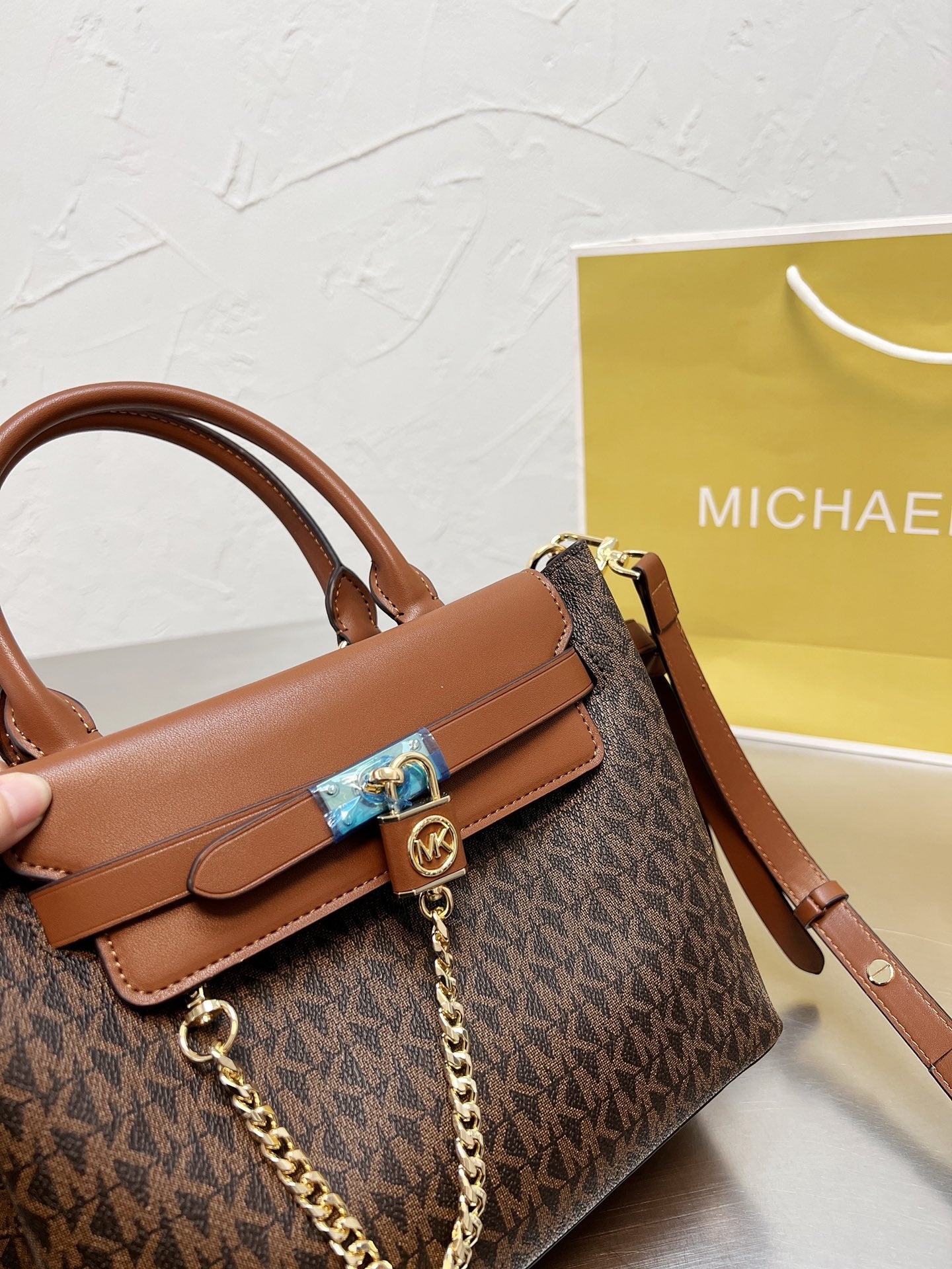 MK-BAG170