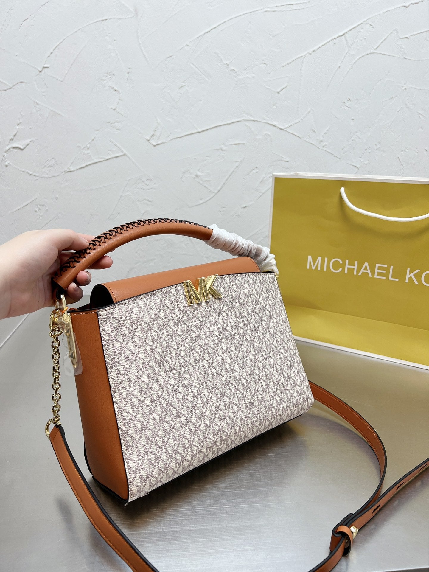 MK-BAG169