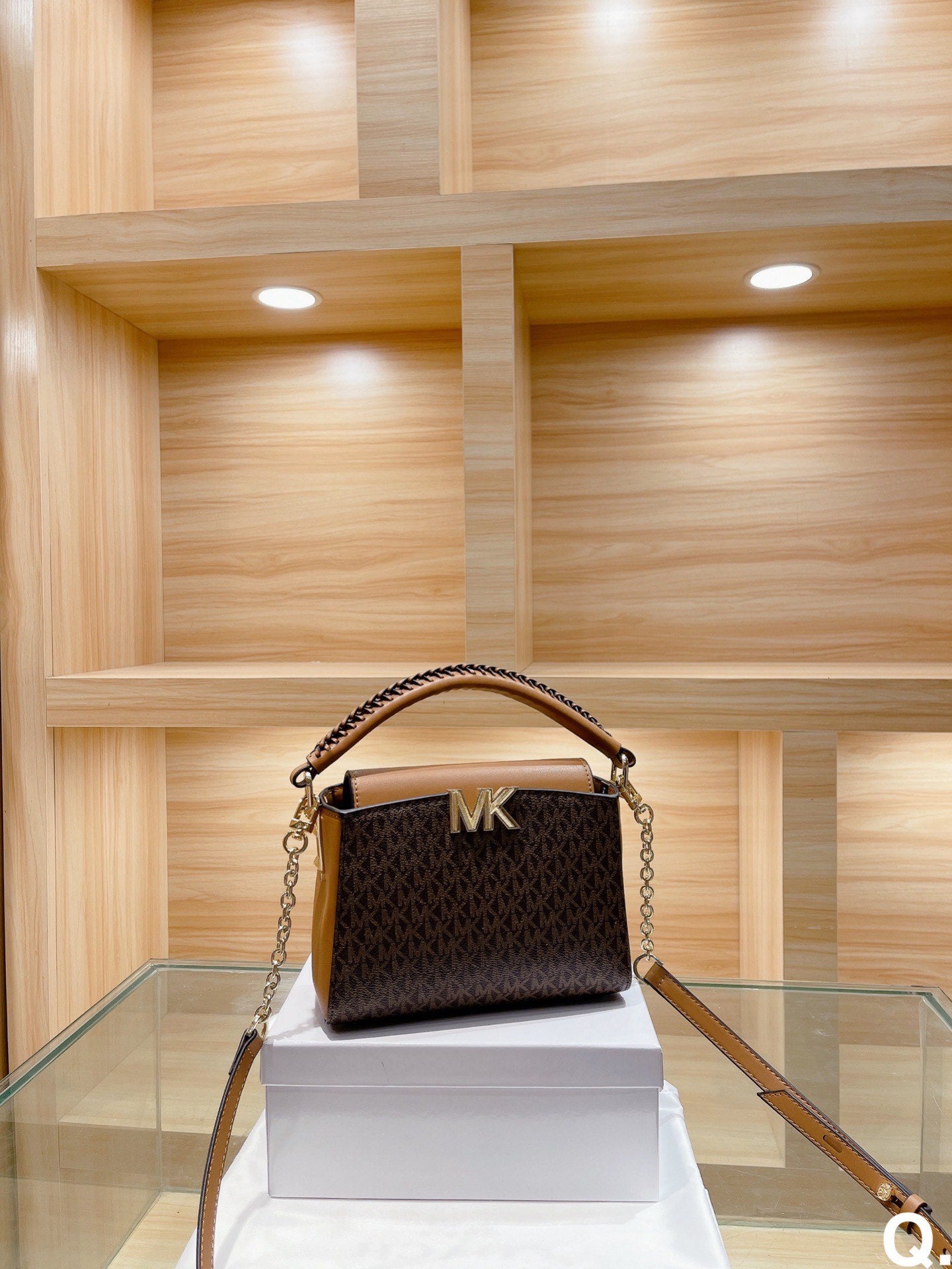 MK-BAG136