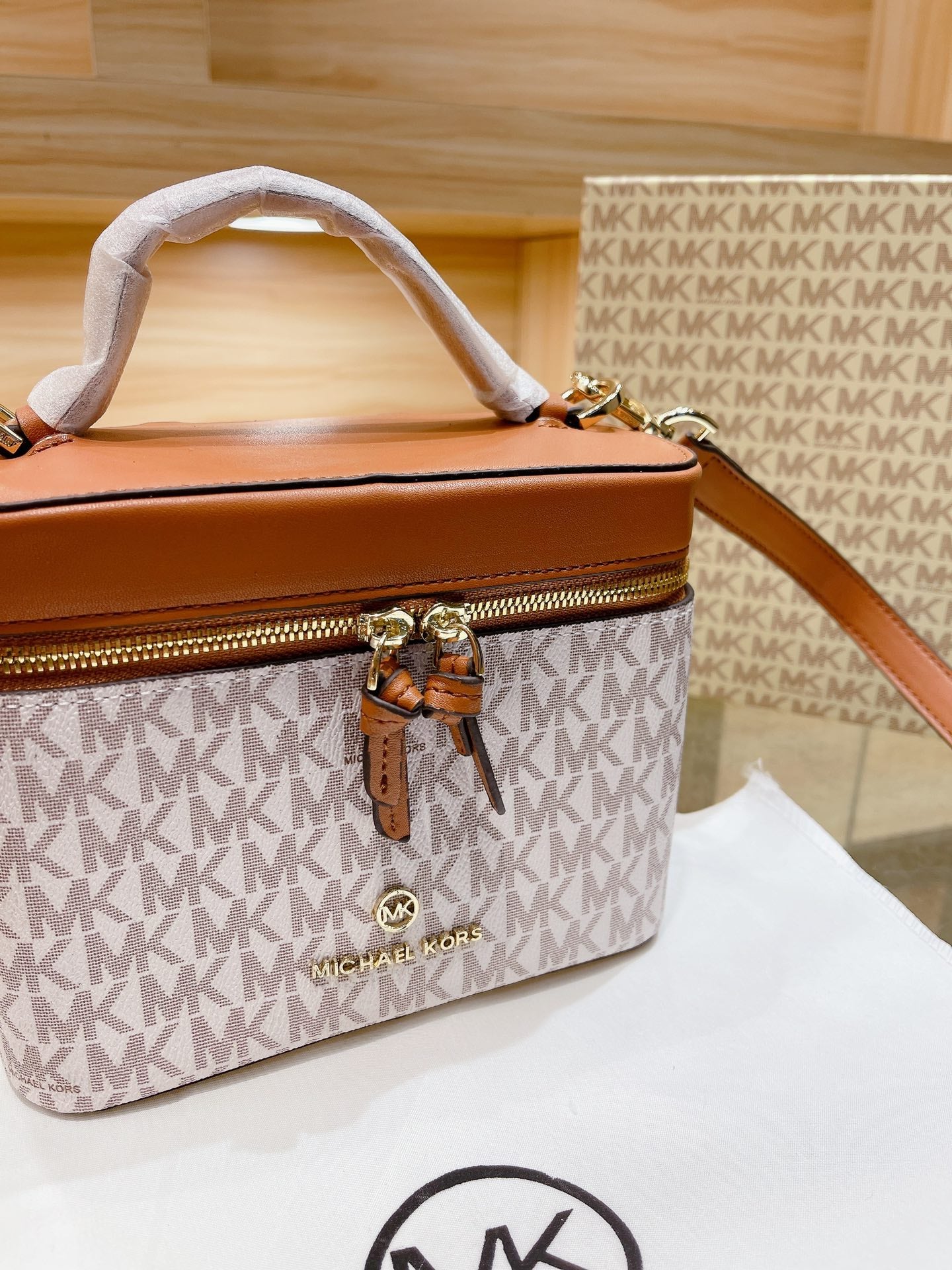 MK-BAG118