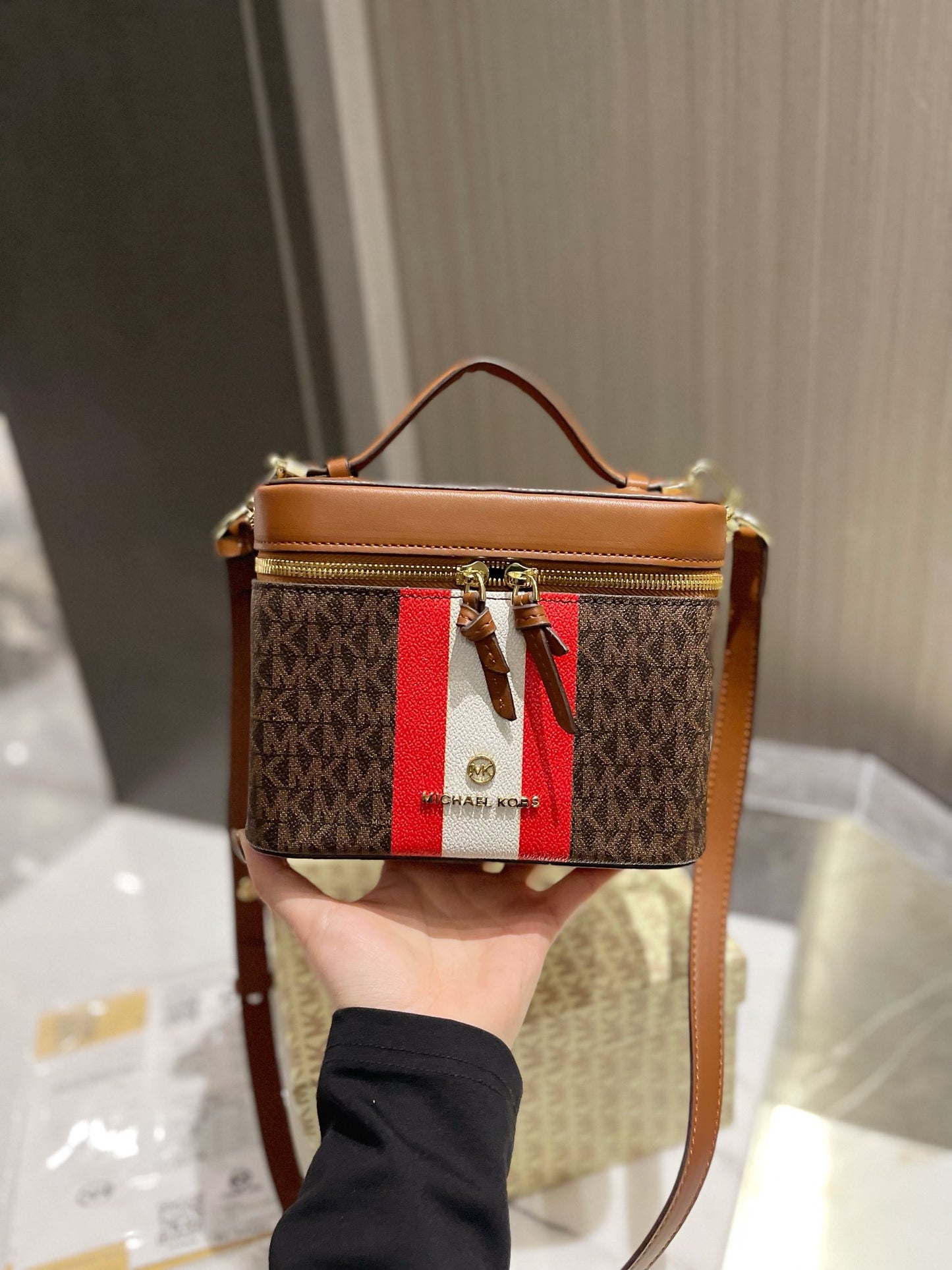 MK-BAG120