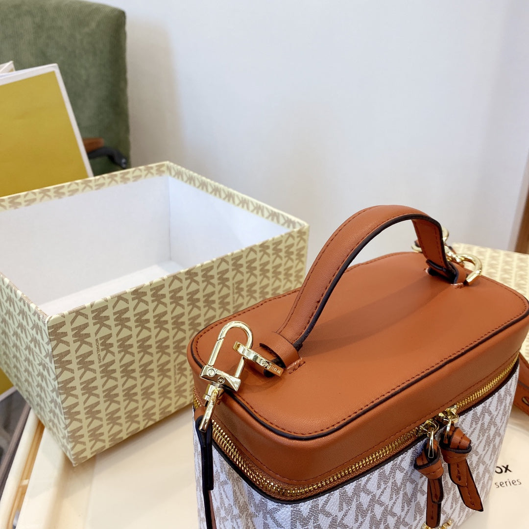 MK-BAG106