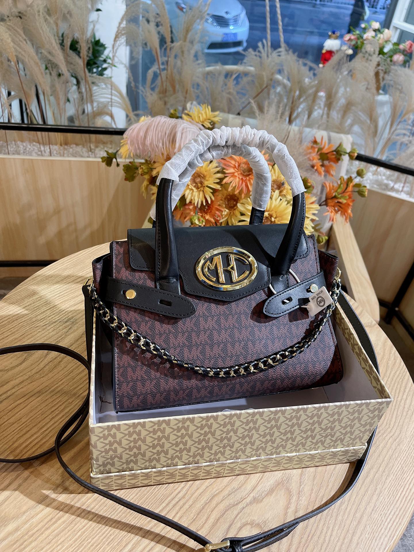 MK-BAG092