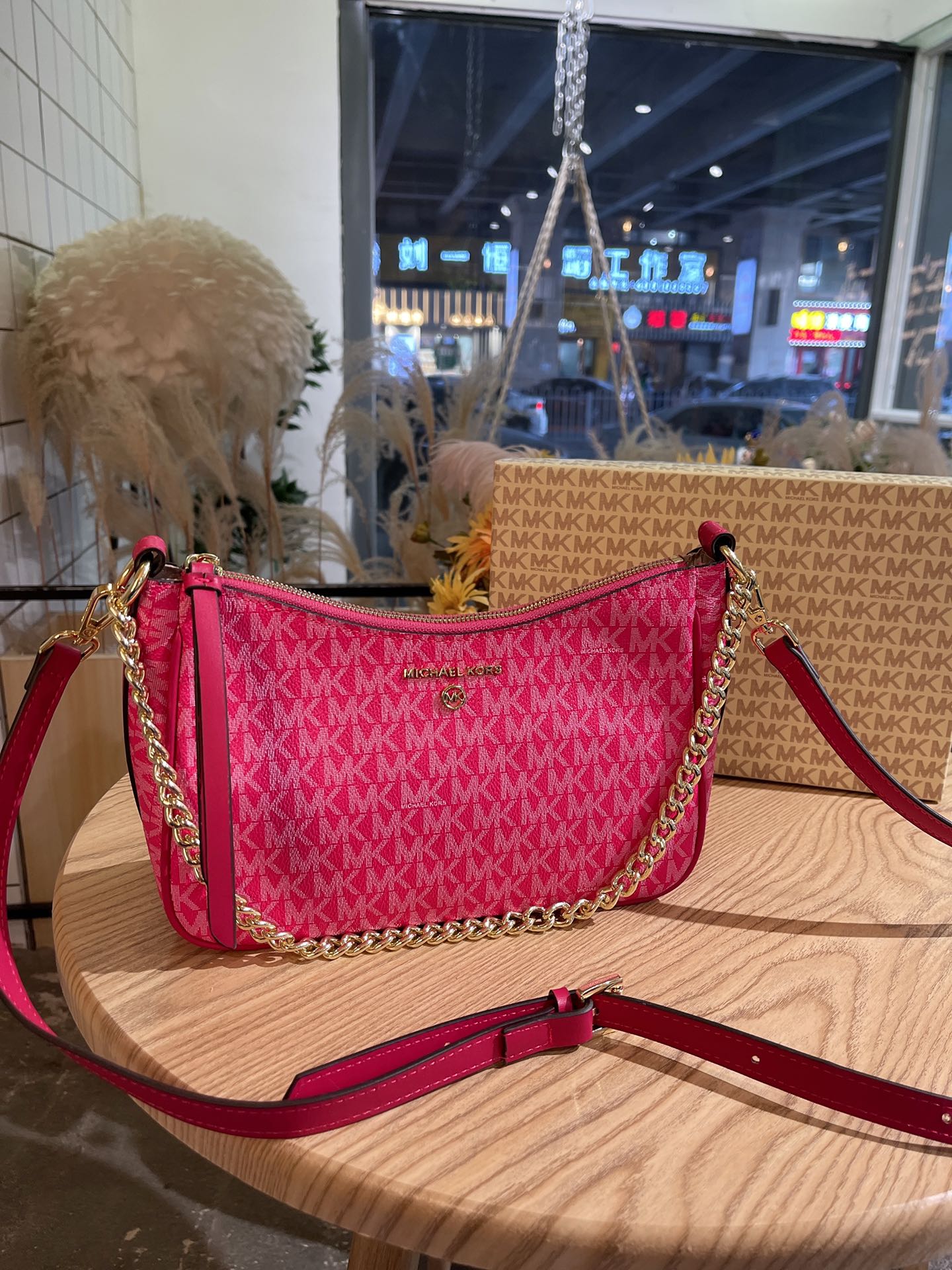MK-BAG085