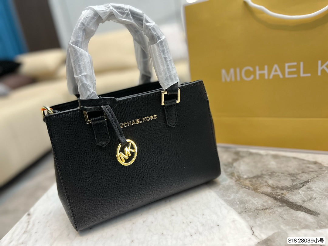 MK-BAG077