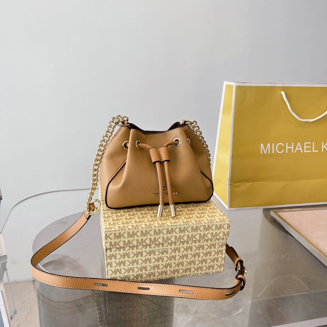 MK-BAG054