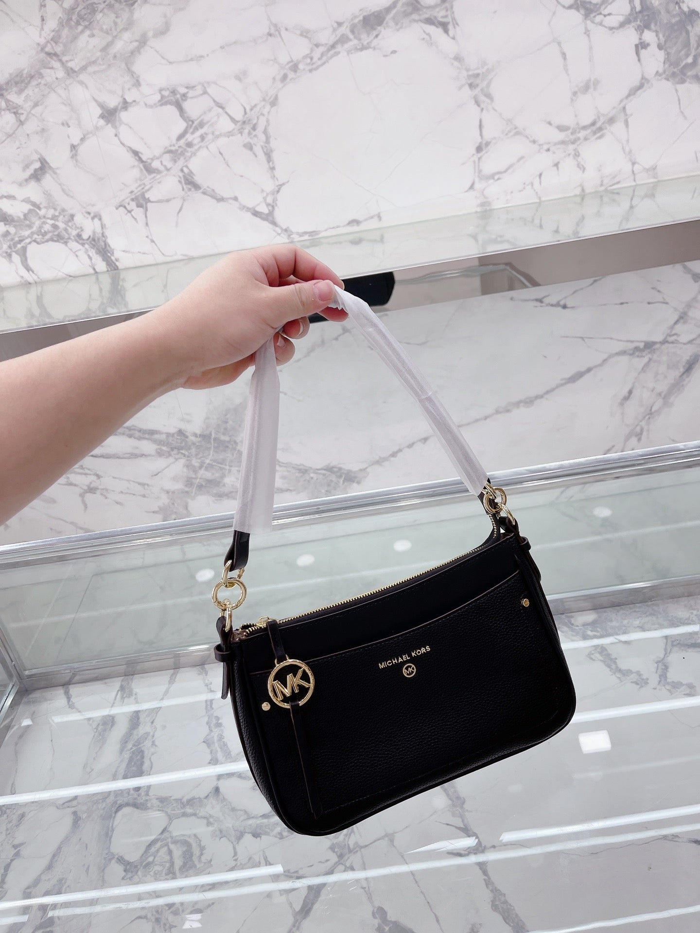 MK-BAG052