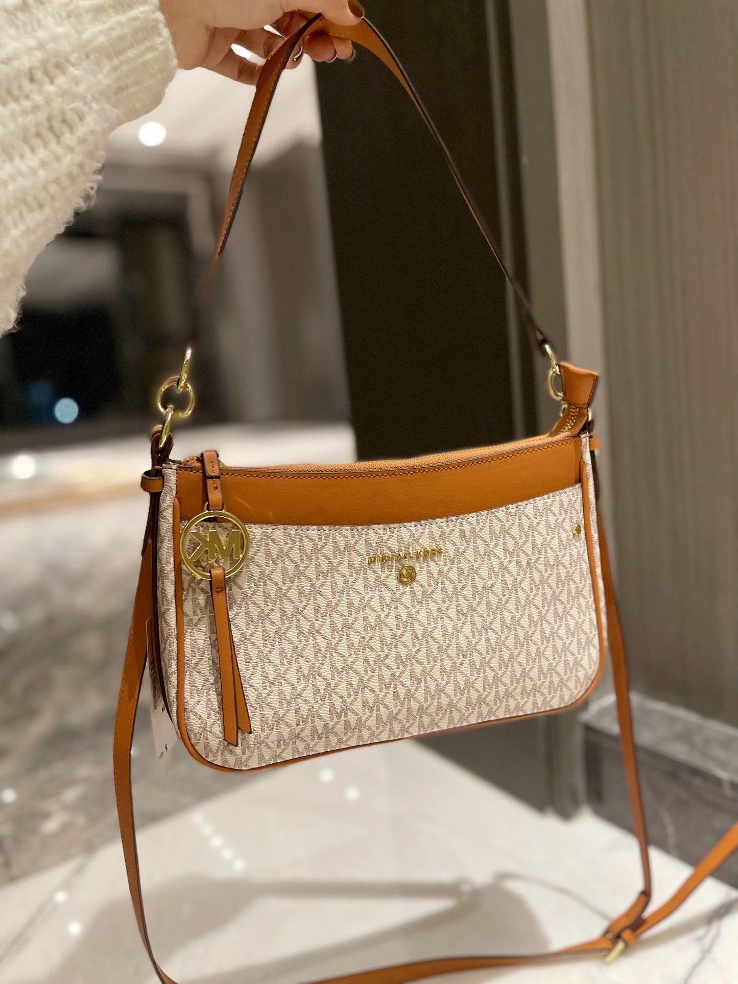 MK-BAG049