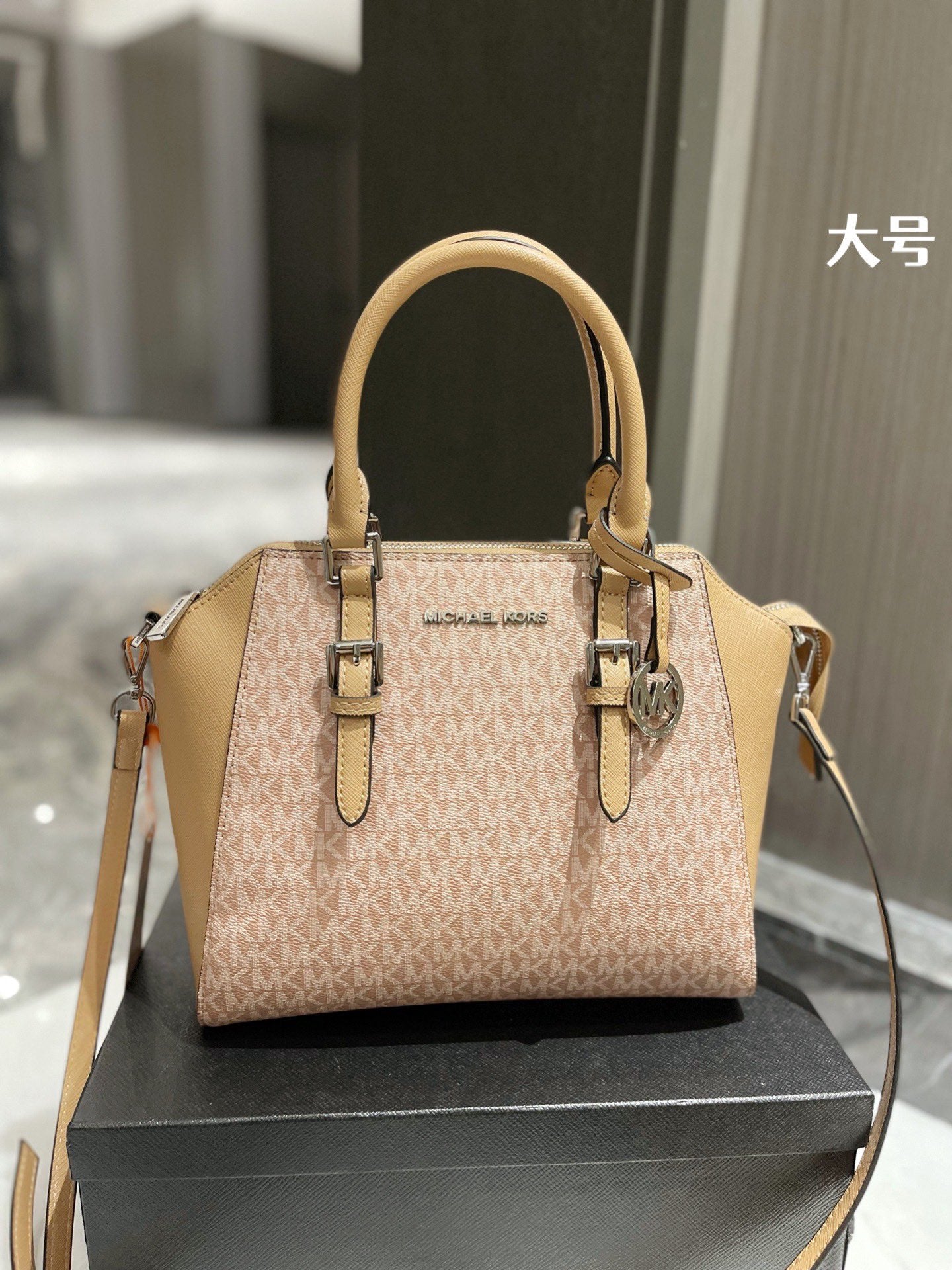 MK-BAG034