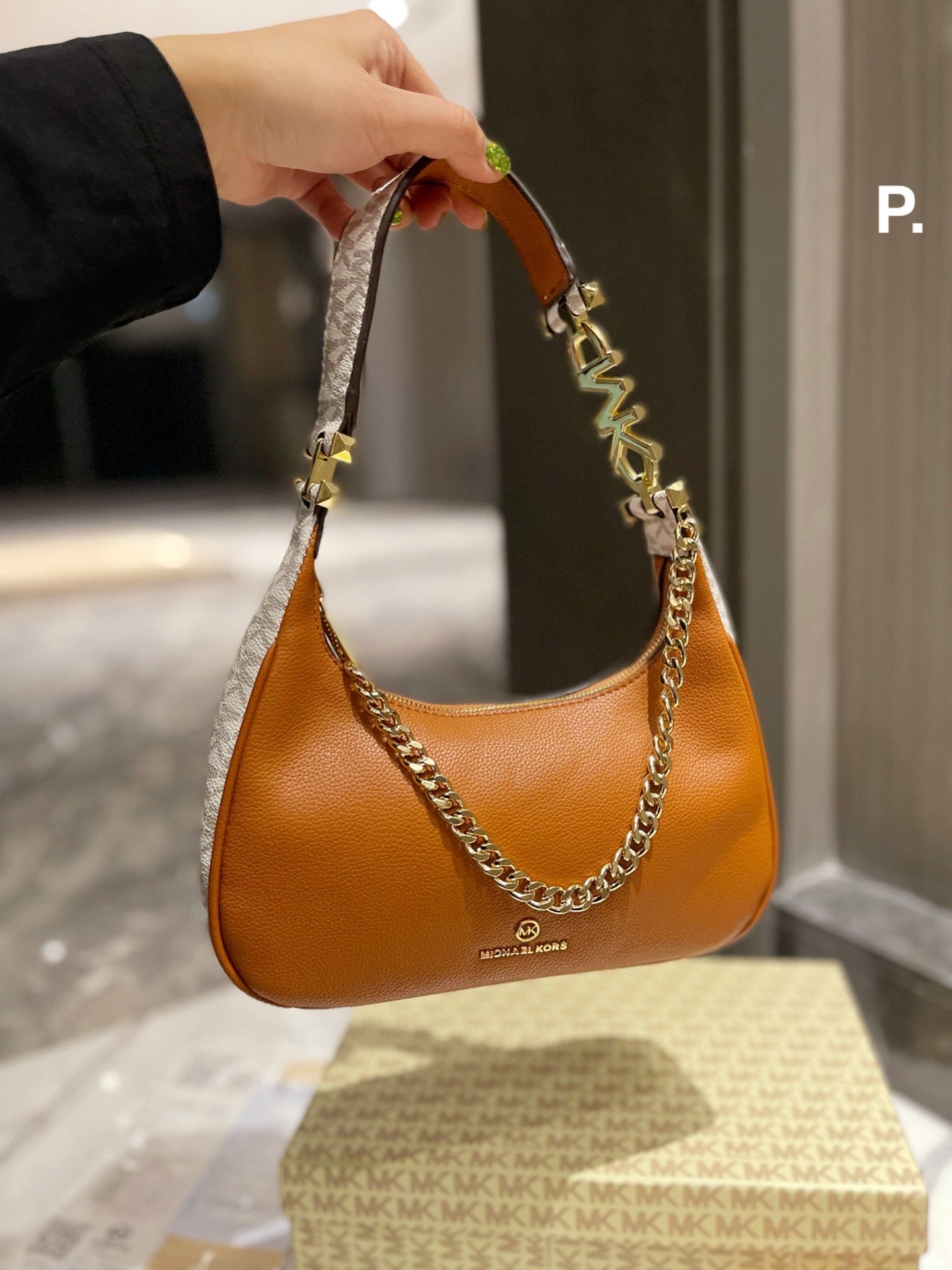 MK-BAG023