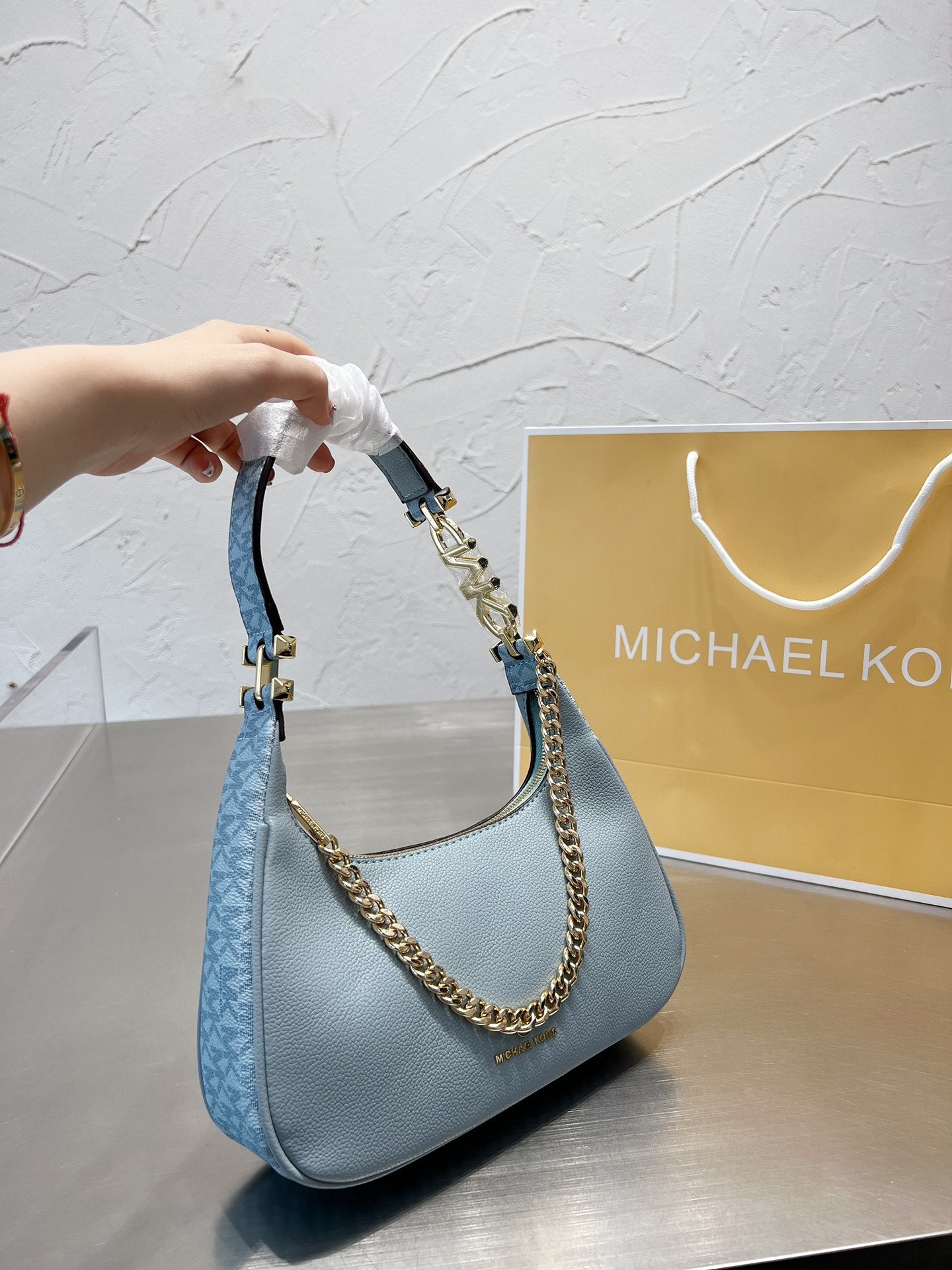MK-BAG022