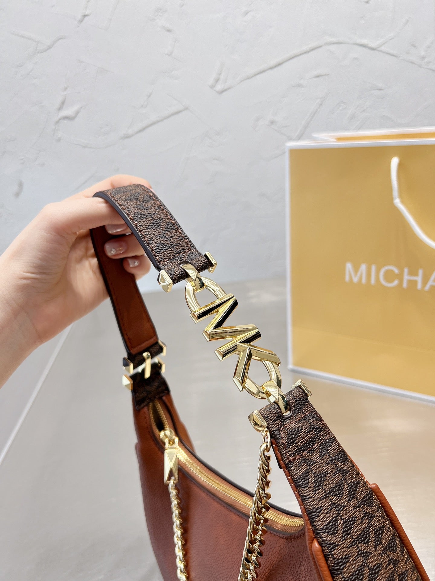 MK-BAG021