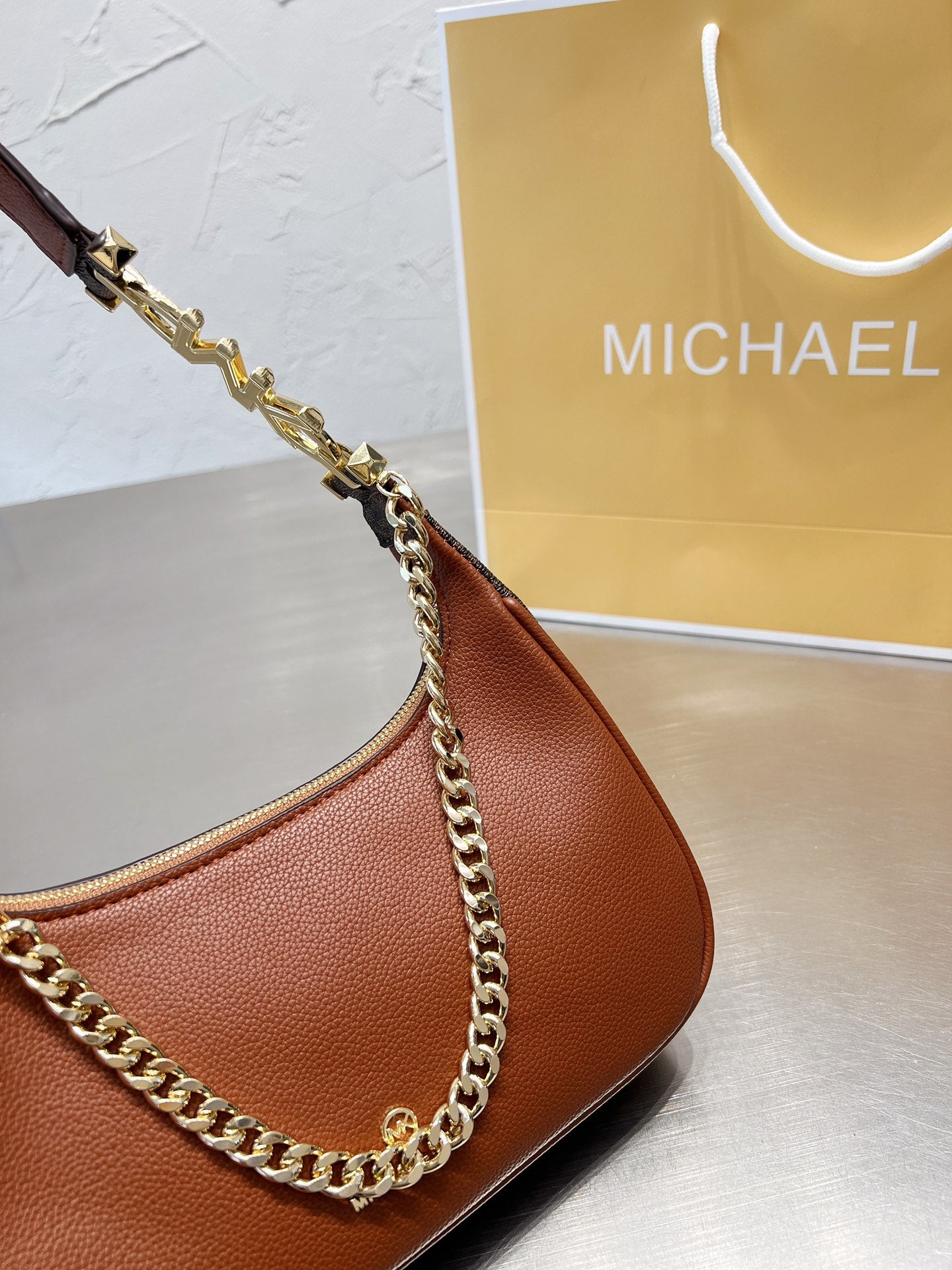 MK-BAG021