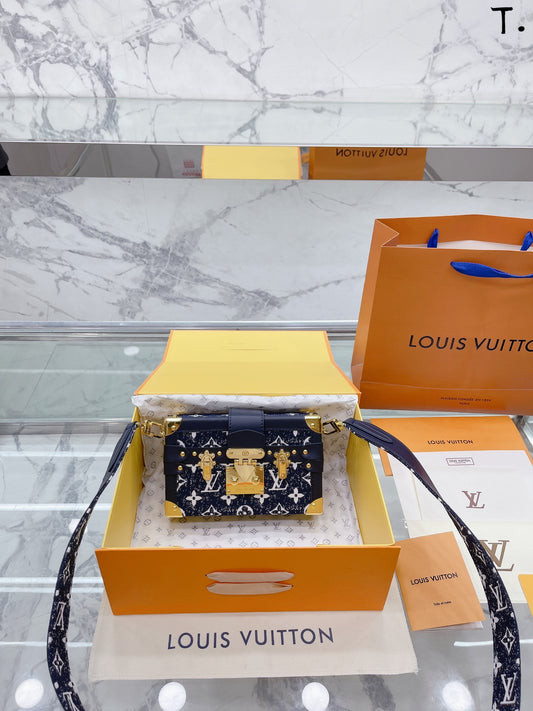 LV-BAG546
