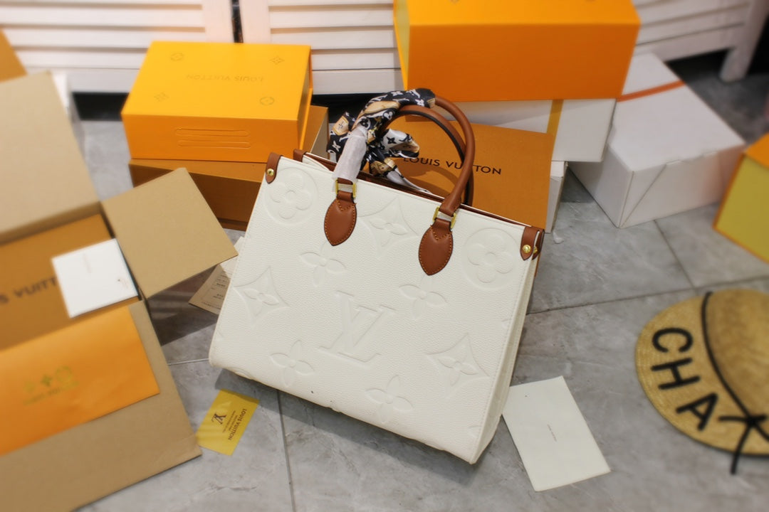 LV-BAG563