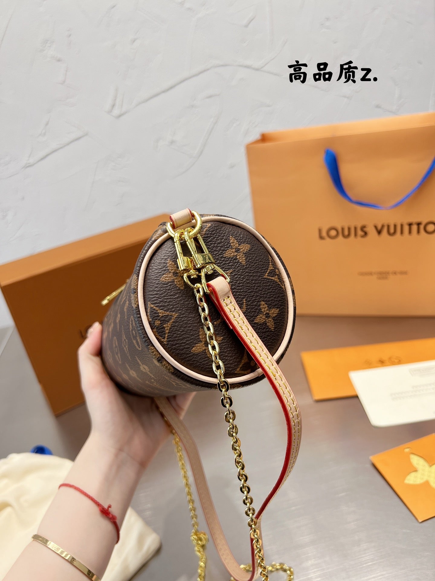 LV-BAG571