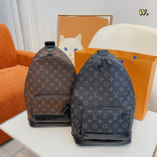 LV-BAG551
